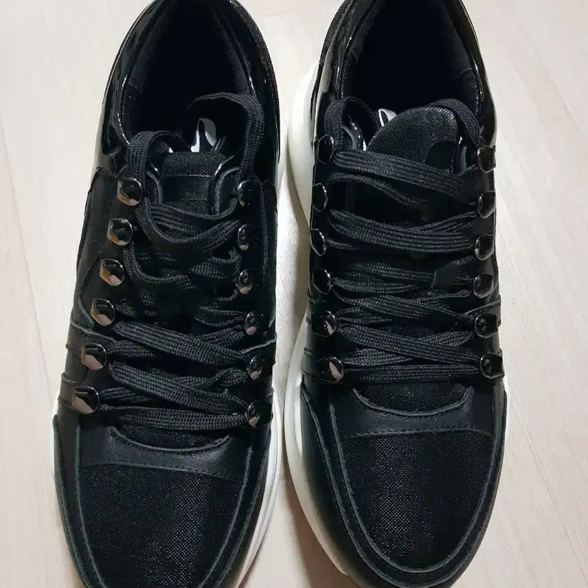 [BUNJANG] Namuhana Leather Height-Increasing Sneakers / 새것)250 나무하나 키높이소가죽운동화 포지티브스니커즈