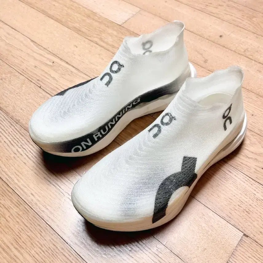 [BUNJANG] ON Running Lightspray Boomstrike Running Shoes 255 / ON 온 러닝 LS 라이트스프레이 붐스트라이크 255 (가격고정)