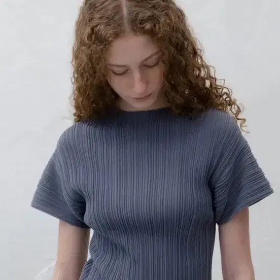 [BUNJANG] LE17SEPTEMBRE Mock Neck Pleated Top / le17septembre 모크넥 플리츠탑