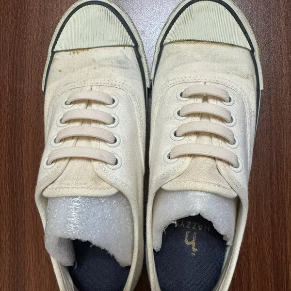 [BUNJANG] Hazzys White Sneakers Size 235 / 헤지스 화이트 운동화 235 15,000원 판매