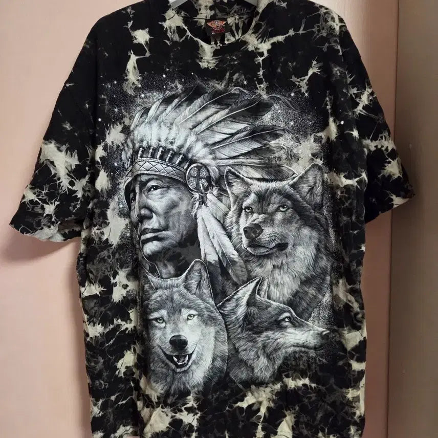[BUNJANG] Rock Eagle Wolf Indian Pattern Short Sleeve T-Shirt / 락이글 늑대 인디언 패턴 반팔 티셔츠