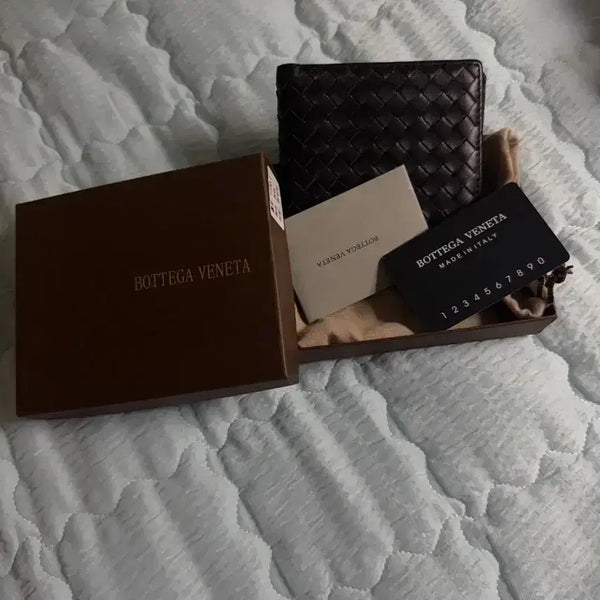 [BUNJANG] Bottega Veneta Bi-Fold Wallet / 보테가 베네타 반지갑 남자용 판매합니다