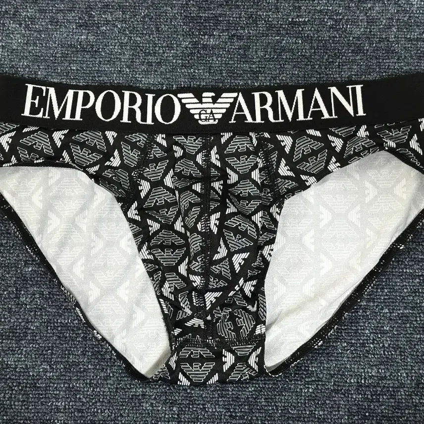 [BUNJANG] Emporio Armani Men's Briefs / 엠포리오 아르마니 남자  바디프로필 삼각팬티 팝니다.