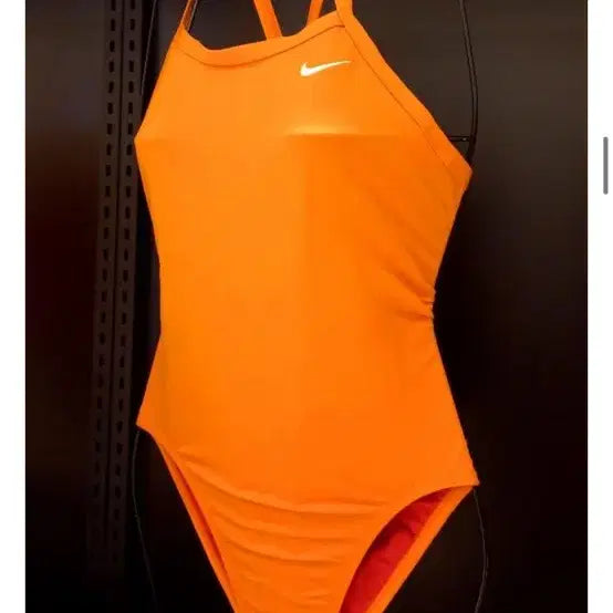 [BUNJANG] Nike Racerback Bright Crimson 32 / 택) 나이키 레이서백 브라이트크림슨 32