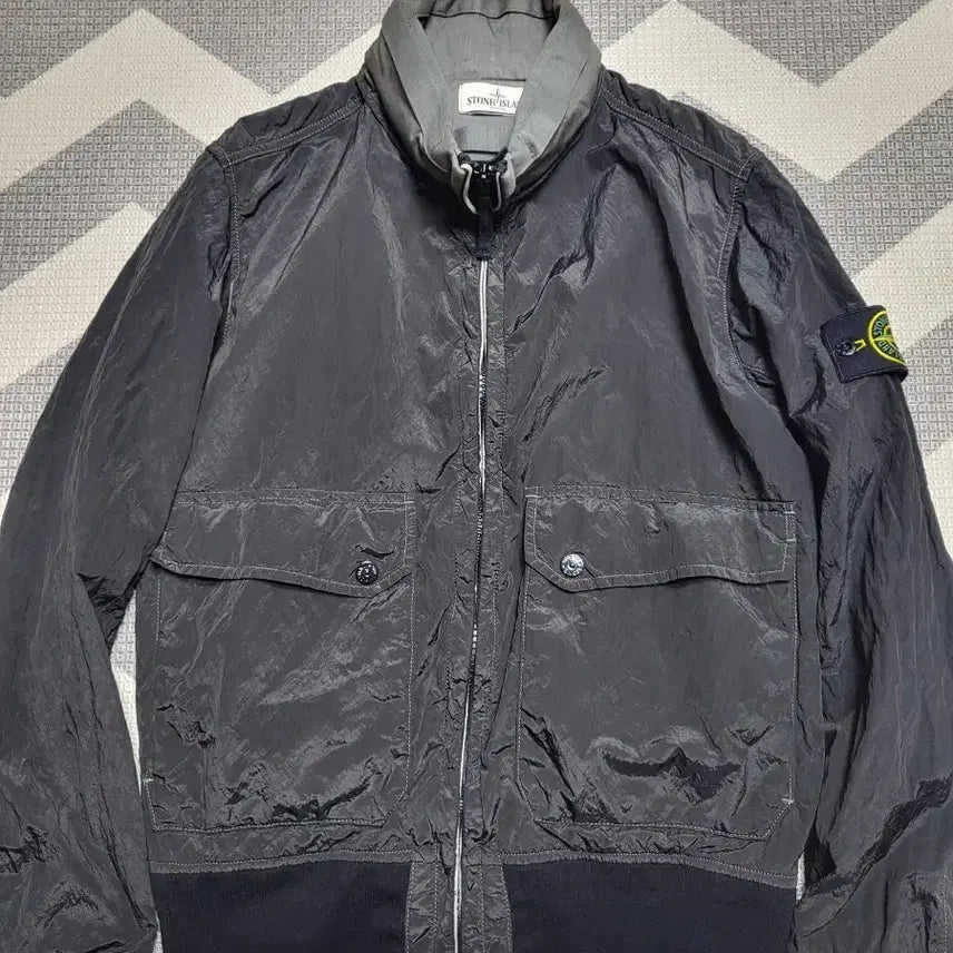 [BUNJANG] Stone Island Garment Dyed Nylon Windbreaker Jacket / 스톤아일랜드 바람막이 자켓