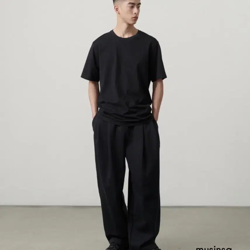 [BUNJANG] Musinsa Standard Double Knit Three-Tuck Wide Sweatpants L / 무신사 스탠다드 무탠다드 더블 니트 쓰리턱 와이드 라운지 스웨트 팬츠 L