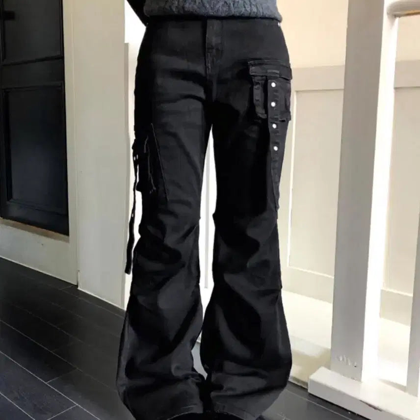 [BUNJANG] Wonderwonder Cargo Strap Bootcut Denim Pants / 카고 스트랩 부츠컷 데님 팬츠