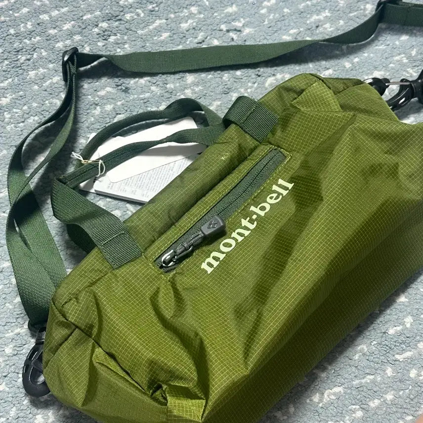 [BUNJANG] Montbell Lightweight Duffel Bag Green / (새상품) 몽벨 라이트 웨이트 더플백 그린