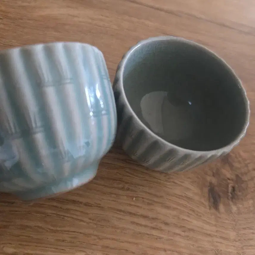 [BUNJANG] Haegang Yoo Geun-hyung Celadon Bamboo Knot Decorated Cup / 해강 유근형 선생 죽절문 잔