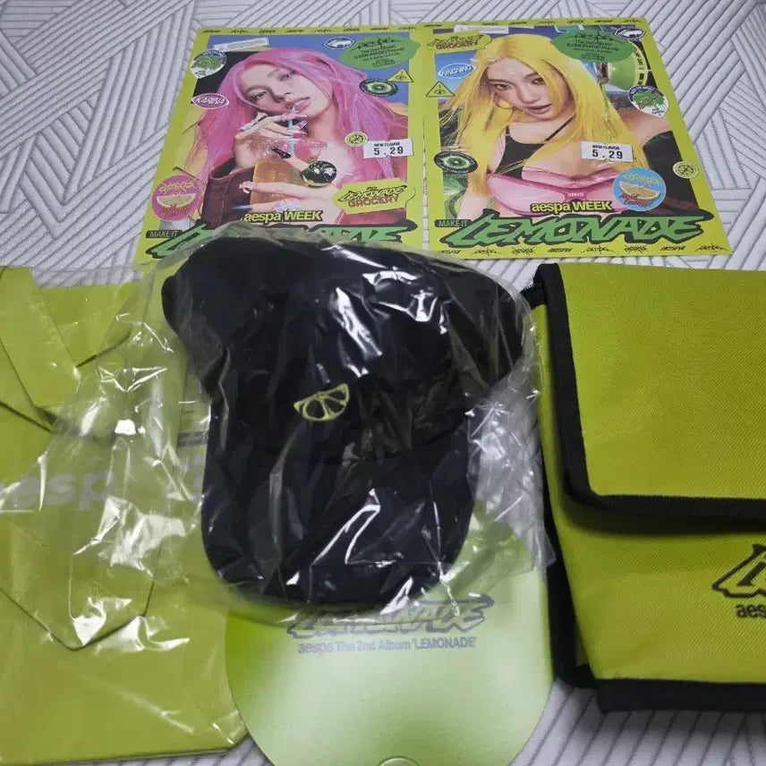 [BUNJANG] Aespa I'm Donut Bag, Hat, CU Highball Cooler Bag, Fan, 2 Pop-up Posters / 에스파 아임도넛 가방.모자+씨유 하이볼 보냉팩.부채+팝업 포스터 2장