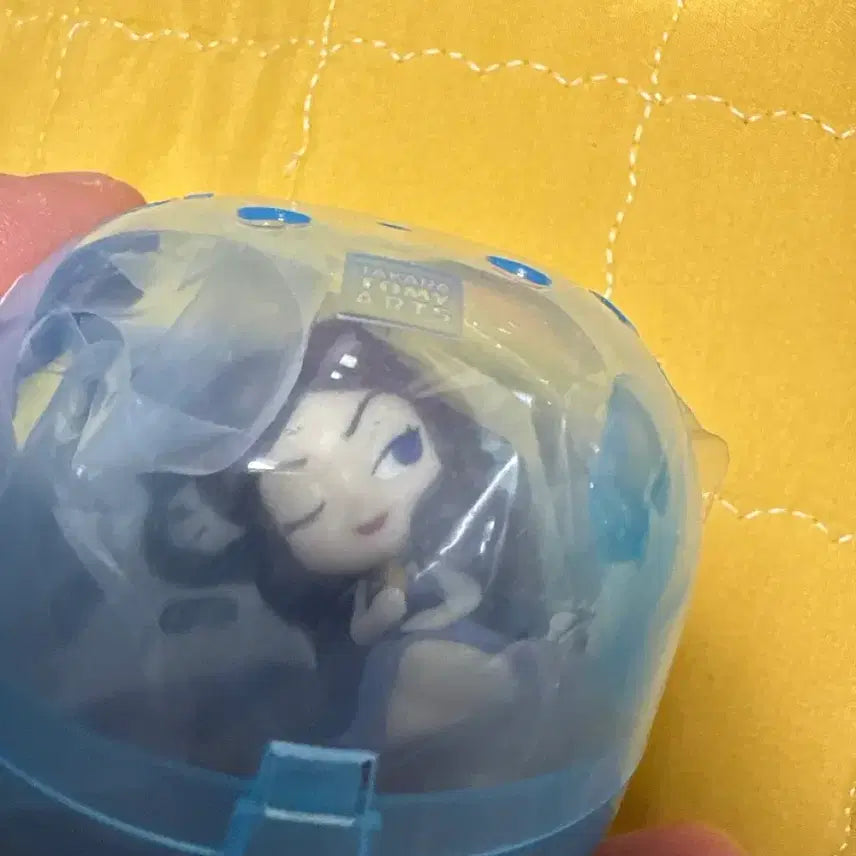 [BUNJANG] Disney Kuzubaku Vanessa Capsule Unsealed / 디즈니 꾸벅꾸벅 가챠 바네사 캡슐 미개봉