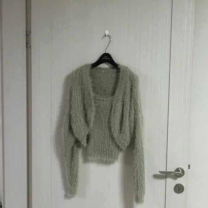 [BUNJANG] Sleeveless Top and Cardigan Set / 나시.가디건세트.상태좋음