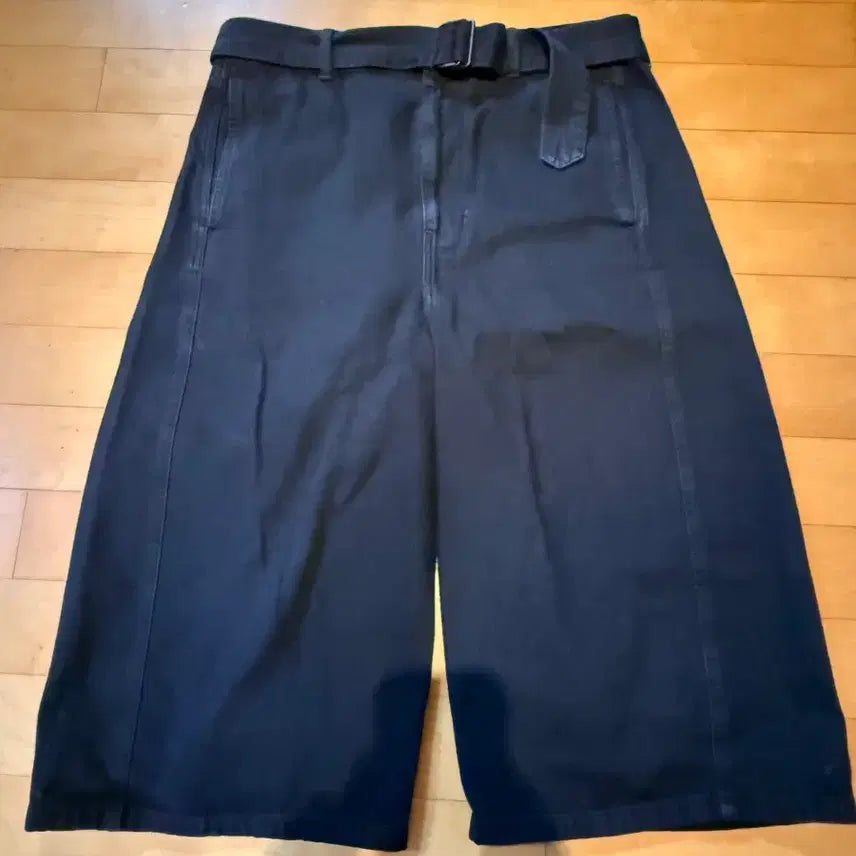 [BUNJANG] Lemaire Twisted Shorts 44 / 르메르 twisted short 44