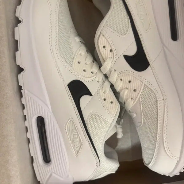 [BUNJANG] Nike Air Max Sneakers - White, Size 290 / 나이키 에어맥스 운동화 290