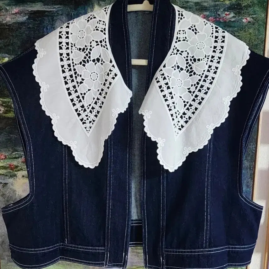 [BUNJANG] Denim Lace Collar Vest / 데님 레이스 카라 조끼