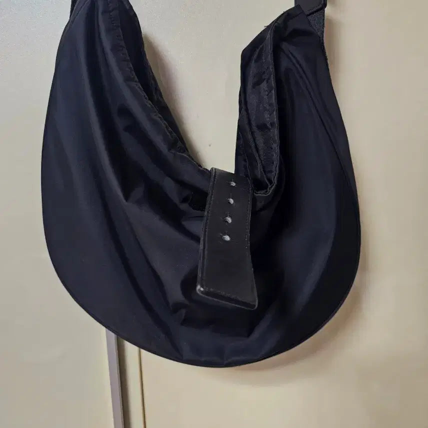 [BUNJANG] HAYN ROOM Cross Bag / 해칭룸 크로스백 판매
