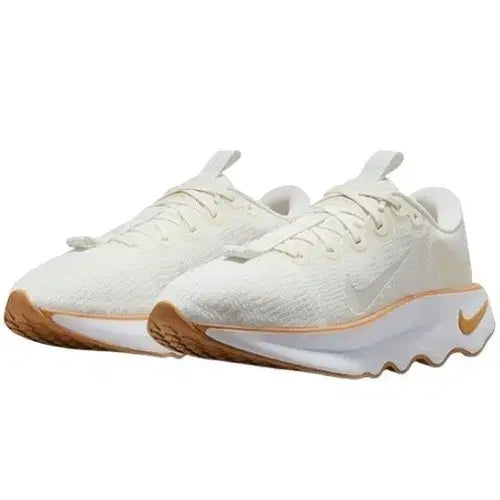 [BUNJANG] Nike Women's Motiva Ultralight Walking Shoes - Size 250 (New) / 나이키 우먼 모티바 초경량 워킹화 250사이즈 새제품