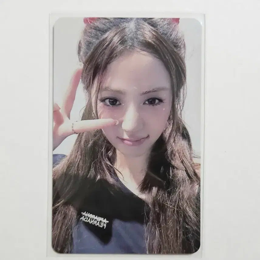 [BUNJANG] LE SSERAFIM Huh Yunjin Lucky Draw Photocard / 르세라핌 허윤진 크레이지 럭드 포카