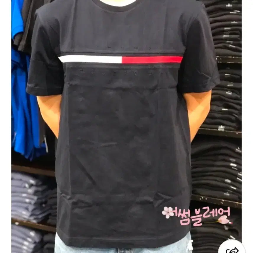 [BUNJANG] Tommy Hilfiger Black T-Shirt XL / 미착용새상품)타미힐피거 반팔 티셔츠 블랙색상 XL 사이즈 (해외직구)