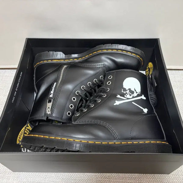 [BUNJANG] Dr. Martens x Mastermind 1460 Boots UK 8 / 270 / 닥터마틴 x 마스터마인드 1460 270 (UK8)