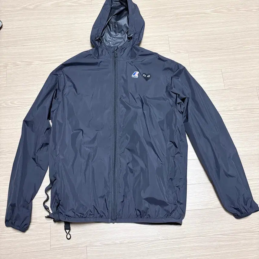 [BUNJANG] Comme des Garçons PLAY Windbreaker XL / 플레이 꼼데가르송 바람막이xl