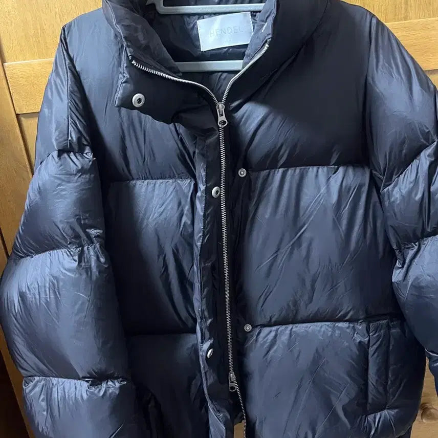 [BUNJANG] Handel Short Two-Way Padded Leather Jacket Black / 헨델 숏 투웨이 패딩 레더 블랙