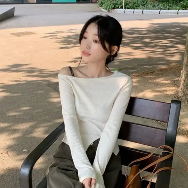 [BUNJANG] Young & Rich One-Shoulder Love Button Knit T-Shirt / 영앤리치 원오프숄더 러브 버튼 니트 티셔츠 에이블리