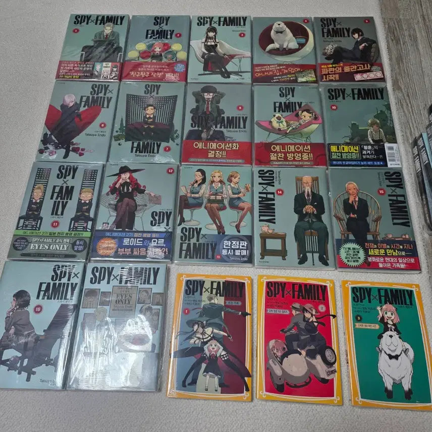 [BUNJANG] Spy x Family Complete Manga Set (Volumes 1-16), Fanbook, Novel (First Edition, Sealed) / (초판/미개봉) 스파이패밀리 1-16, 팬북, 노벨