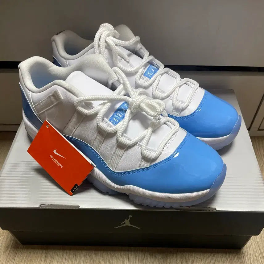 [BUNJANG] Air Jordan 11 Retro Low University Blue / 에어조던11 레트로 로우 유니버시티 블루 2026