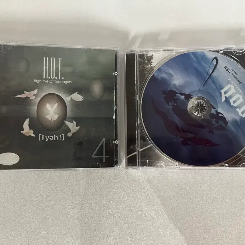 [BUNJANG] g.o.d. 4th Album 'Road' & H.O.T. 4th Album 'Iyah' CD Bundle Set / god지오디4집 길 / HOT4집 아이야 CD 일괄정리