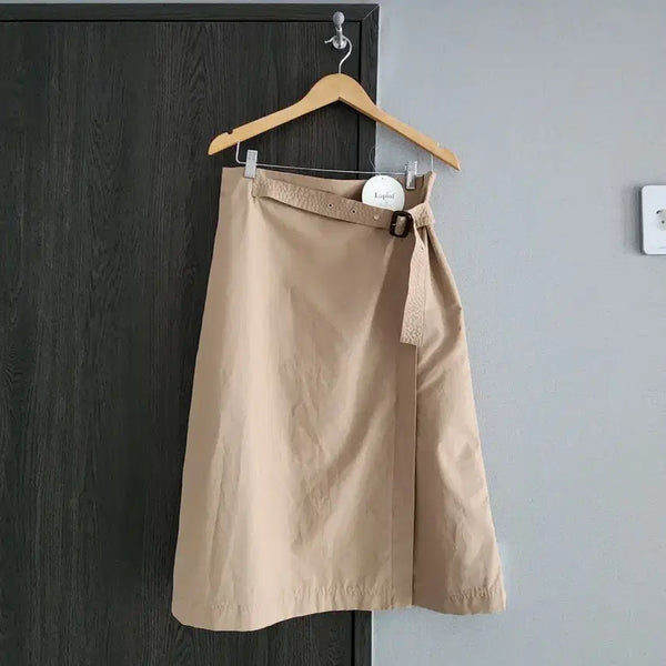 [BUNJANG] Lapiaf Belted Midi Skirt Beige / 새상품)) Lapiaf 라삐아프 벨티드 스커트 ~88