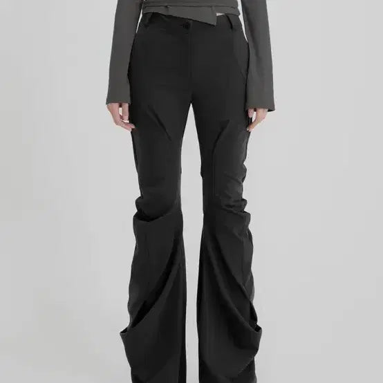 [BUNJANG] Flareup Asymmetrical Drape Pants / 플레어업 Flareup Asymmetrical Drape Pants