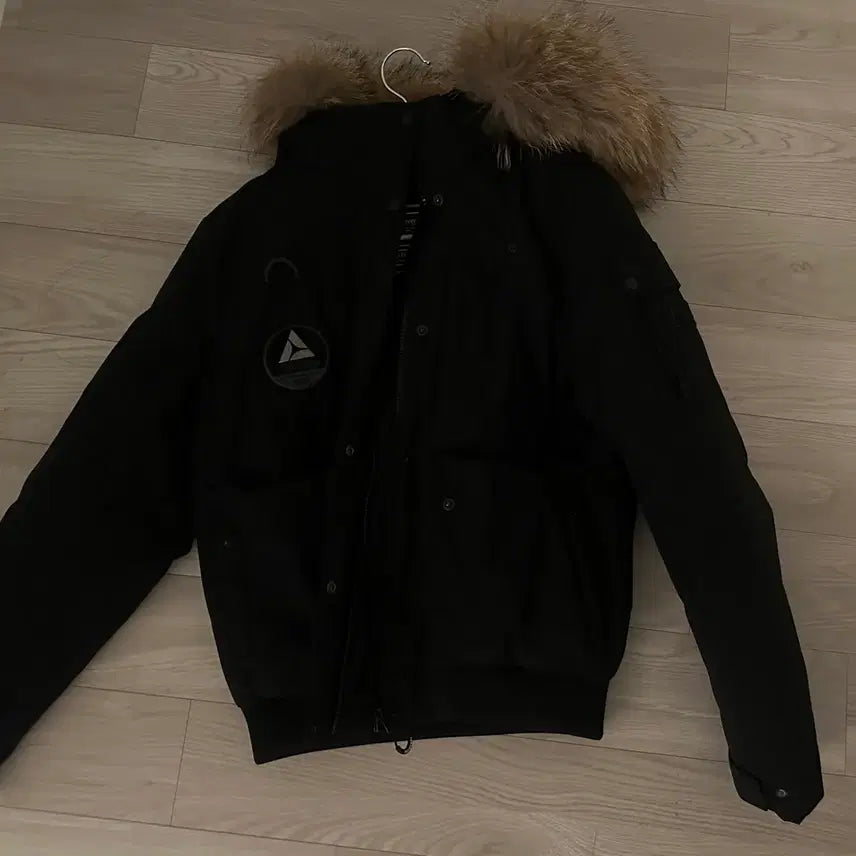 [BUNJANG] Discovery Black Padded Jacket / 디스커버리