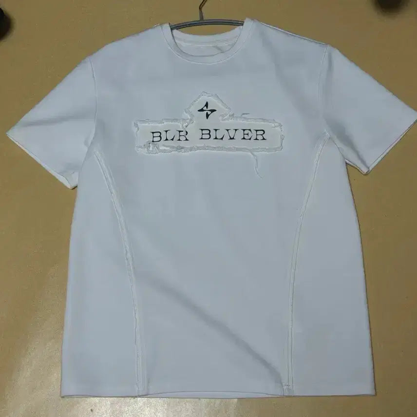 [BUNJANG] BLR Short Sleeve T-Shirt M Size / BLR 비엘알 반팔티
