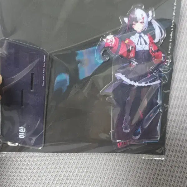 [BUNJANG] Leehwan Lacrimosa Acrylic Stand / 이환 라크리모사 아크릴 스텐드
