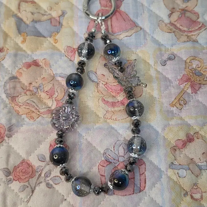 [BUNJANG] Handmade Butterfly Point Black Beaded Keychain / 나비포인트 블랙 비즈 키링