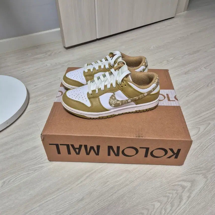 [BUNJANG] Nike Dunk Low 230 / (230) 나이키 덩크로우