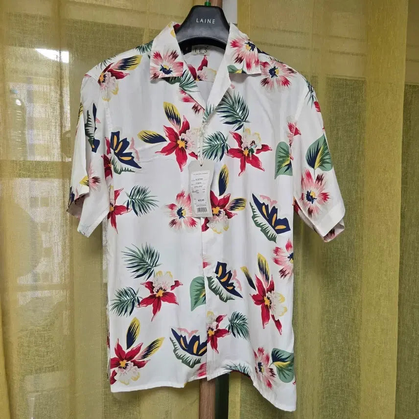 [BUNJANG] TES Classic Hawaiian Shirt White Floral Pattern Size 105 / TES 클래식 하와이안 셔츠 화이트 꽃무늬105