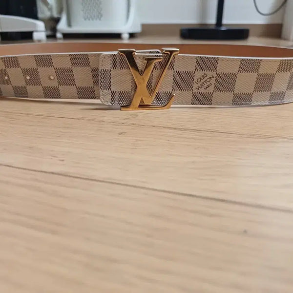 [BUNJANG] Louis Vuitton Damier Azur Pattern LV Initial Belt / 정품)남성루이비통 다미에아주르패턴LV벨트