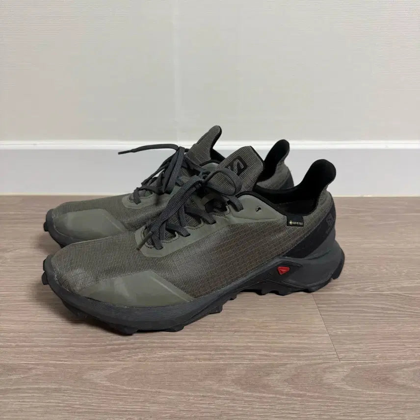 [BUNJANG] Salomon Alphacross Gore-Tex Trail Running Shoes Khaki / 살로몬 알파크로스 고어텍스 트레일 러닝화 카키색