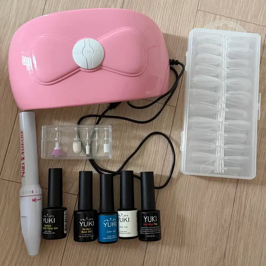 [BUNJANG] YUKI Gel Nail Lamp Set with 5 Gel Polishes and Nail Tips / 젤네일기기 세트 핑크 YUKI 젤 5종 네일팁 포함