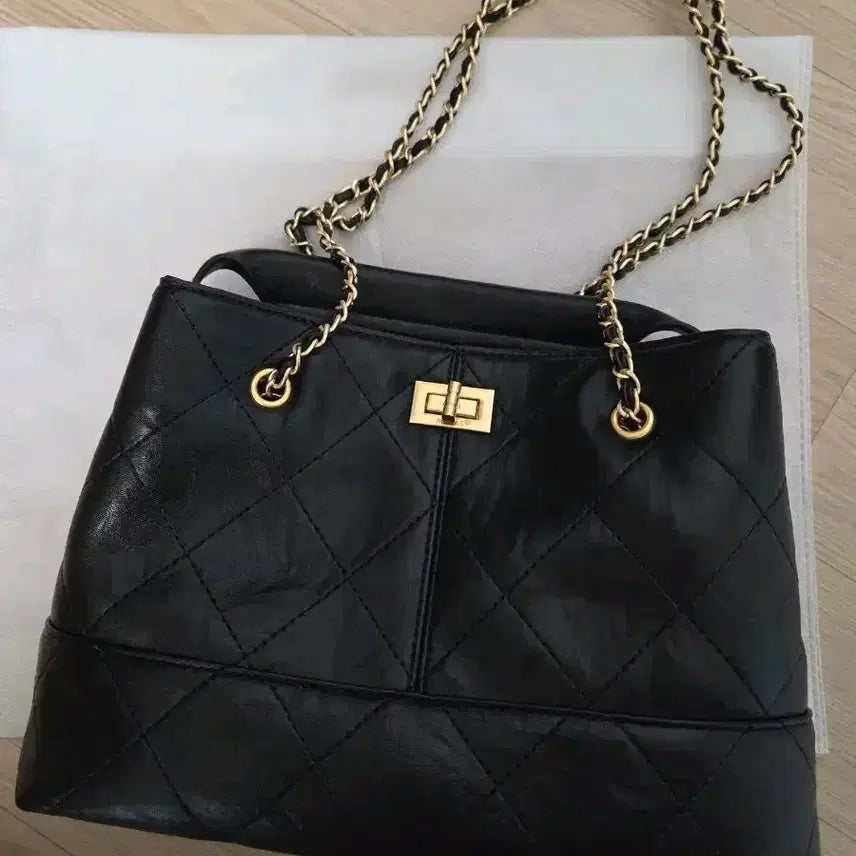 [BUNJANG] Genuine Leather Quilted Chain Bag Black / 소가죽 퀼팅 체인백 블랙