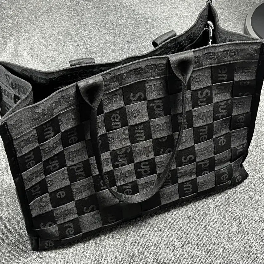 [BUNJANG] Supreme Woven Tote Bag Black / 슈프림 우븐 토트백 블랙