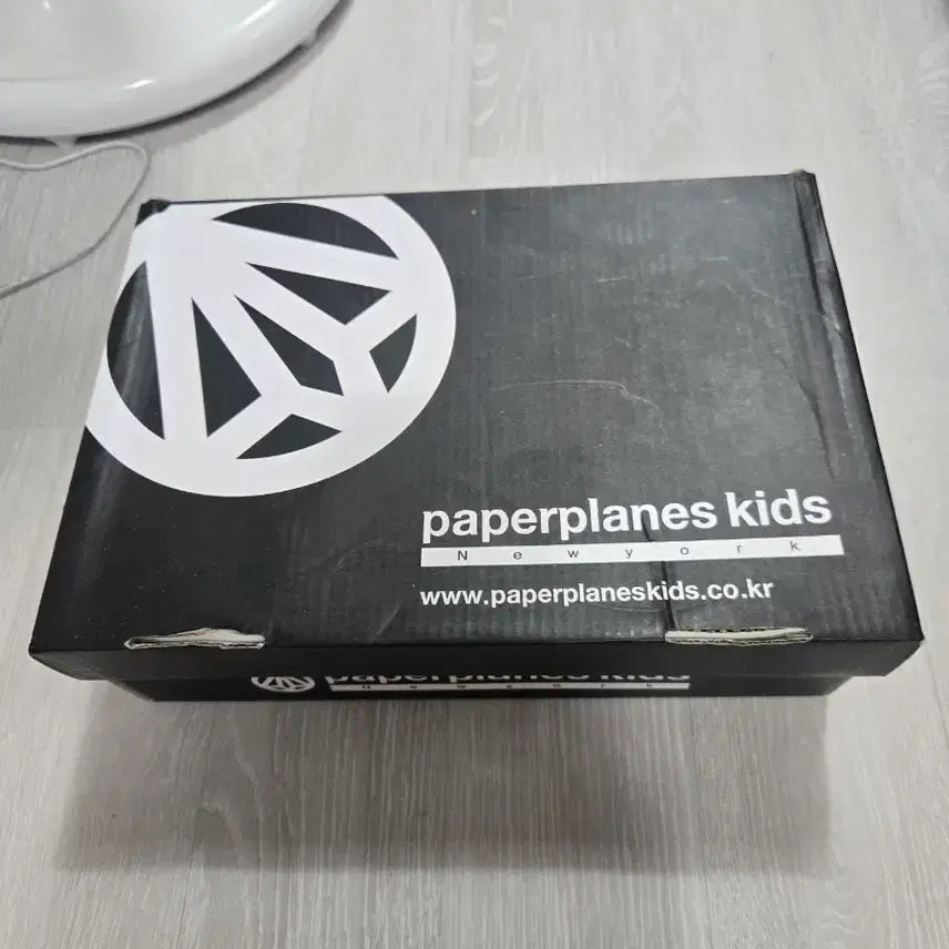 [BUNJANG] Paperplanes Kids Soccer Shoes Size 220 / 페이퍼플레인 키즈축구화 새상품입니다