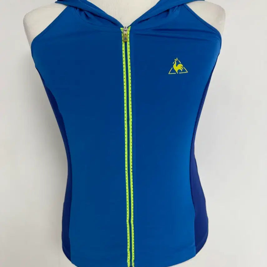 [BUNJANG] Le Coq Sportif Hooded Windbreaker Vest - Size M / 르꼬끄 후드 바람막이 조끼 M 정품