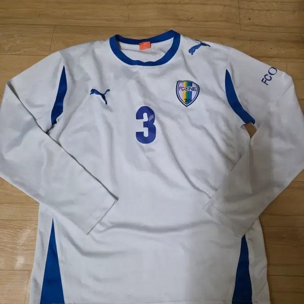 [BUNJANG] Puma FC ONE Long Sleeve Soccer Jersey - White/Blue / 푸마 FC ONE 축구 유니폼 롱슬리브 M