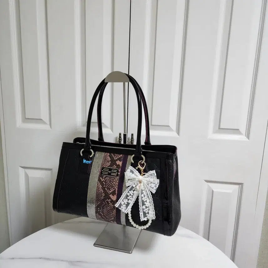 [BUNJANG] Balenciaga BB Logo Python Tote Bag / 새상품) 발렌시아가 BB로고 파이톤 토트백