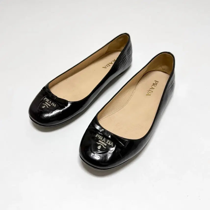 [BUNJANG] Prada Leather Ribbon Ballerina Flat Shoes / 프라다 레더 리본 발레리나 플랫 슈즈