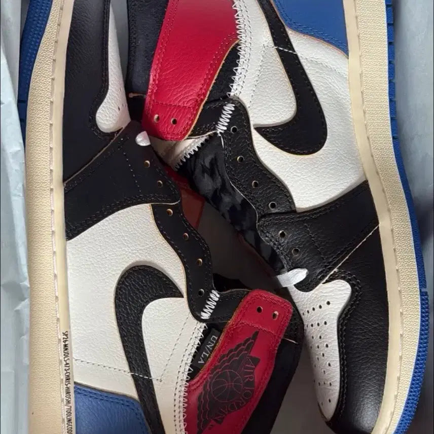 [BUNJANG] Air Jordan 1 x Fragment x Union LA Black & Varsity Red / 조던 1 x 프라그먼트 x 유니온 LA 블랙 앤 바시티 레드
