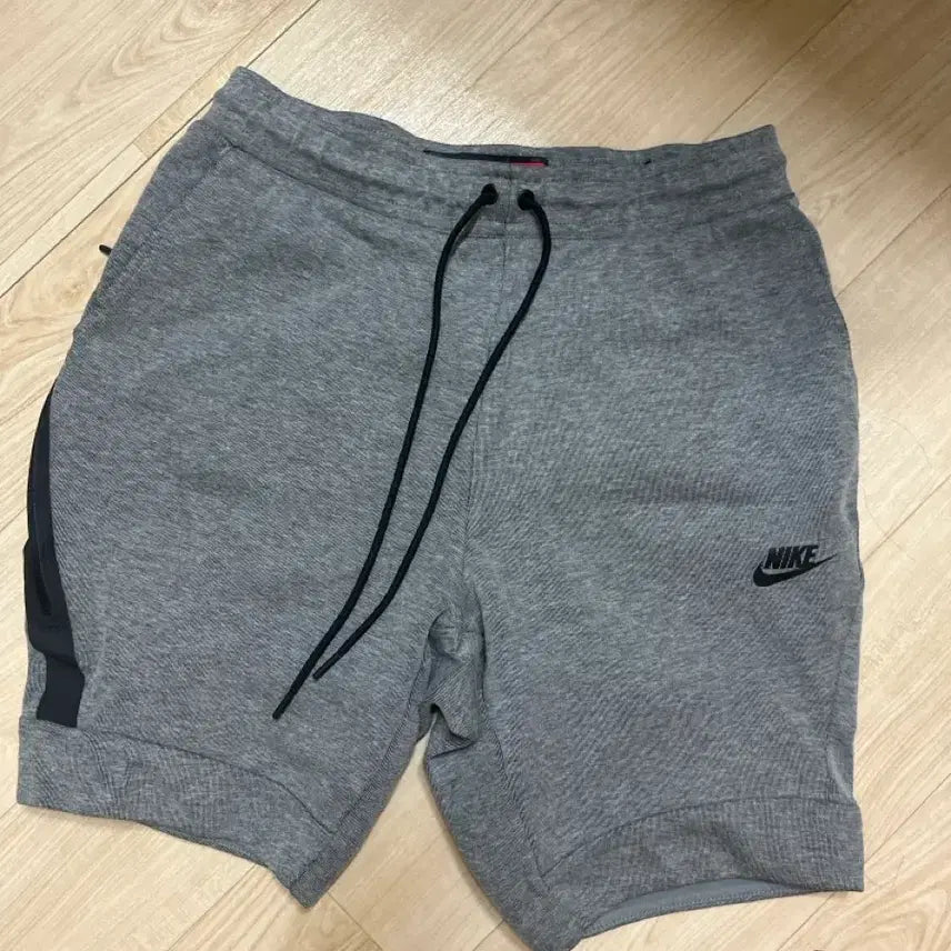 [BUNJANG] Nike Tech Shorts / 나이키 테크 반바지